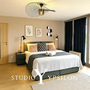 Ypsilon Mit Malerischem Ausblick Apartment